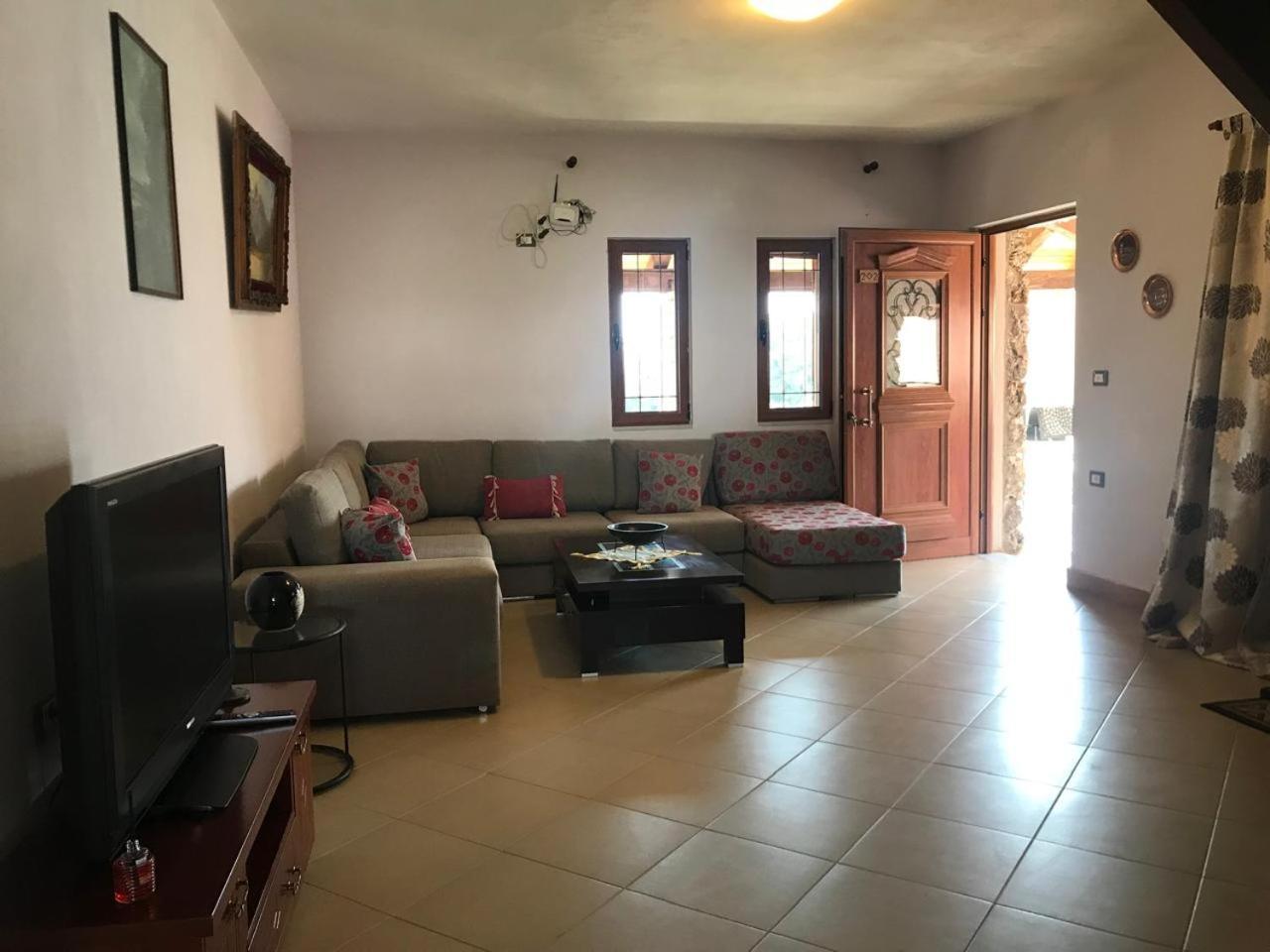 Villa Kolonja كساميل المظهر الخارجي الصورة