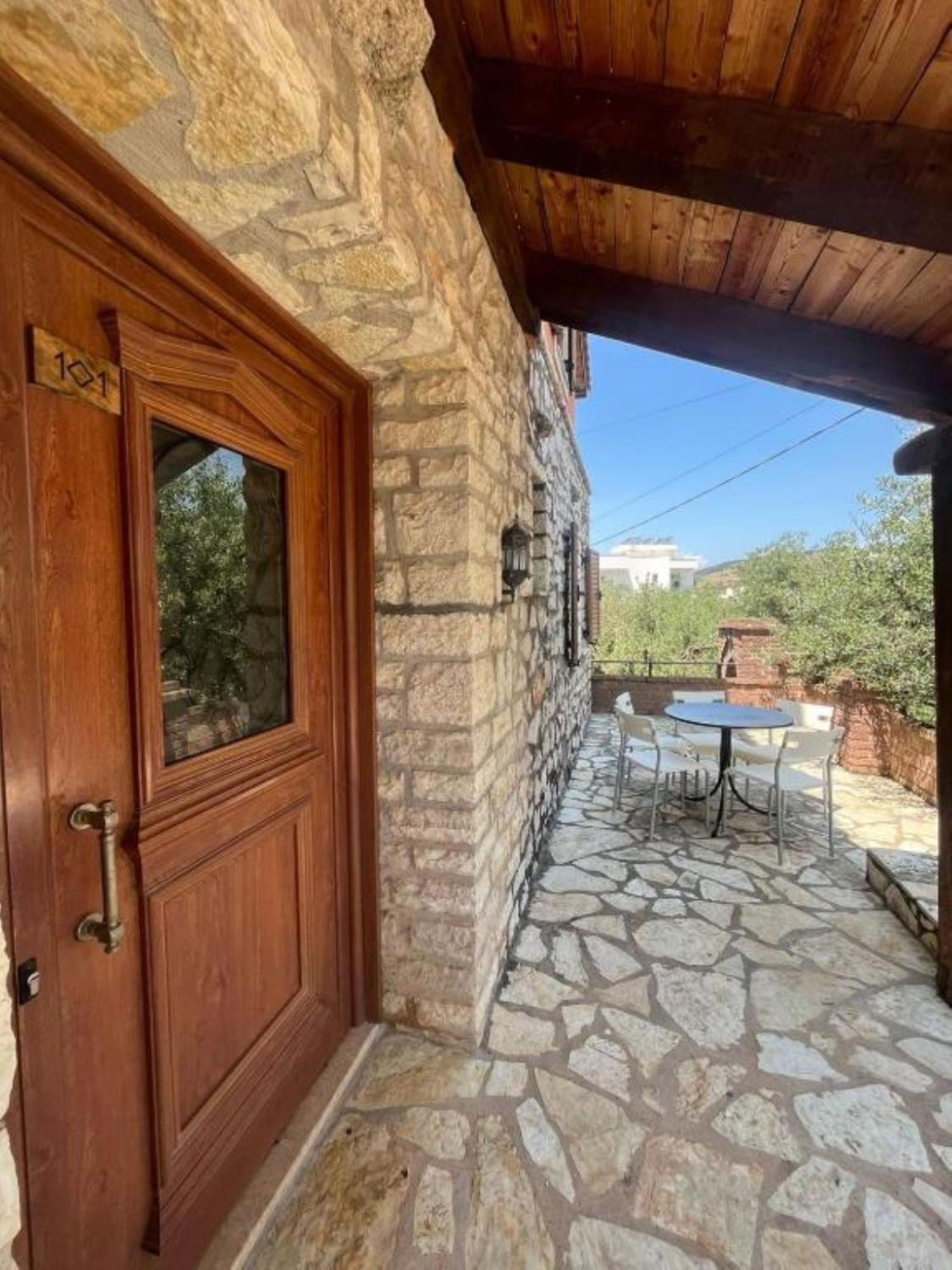 Villa Kolonja كساميل المظهر الخارجي الصورة